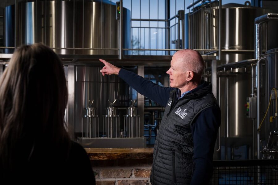 Killarney: Brewery Tour and Tasting - Arriving at Killarney Brewing and Distilling Co.
