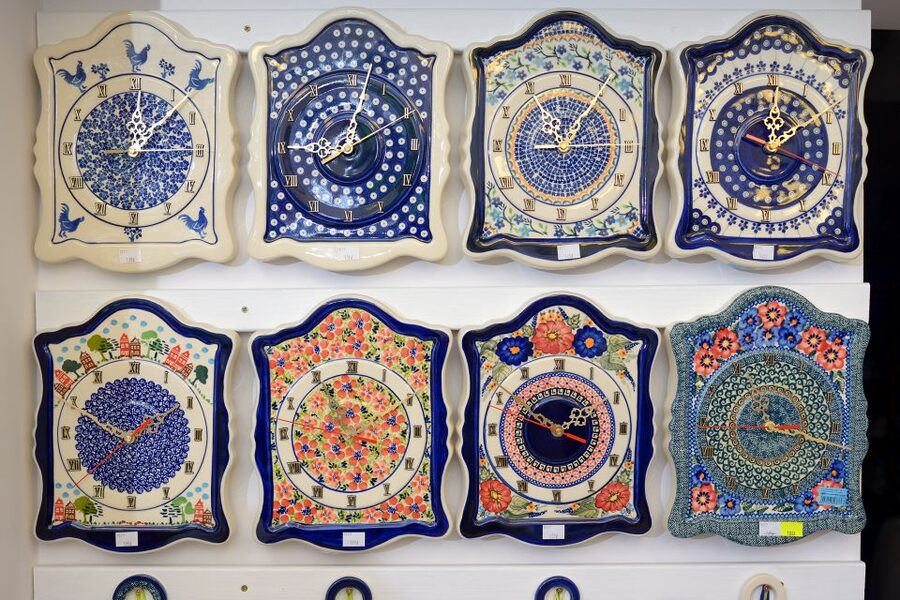 Krakow: Private Shopping Tour with Snacks and Beer Tasting - Why Kazimierz Makes a Good Shopping District