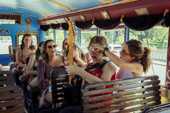Live Music and Brewery Bus | LaZoom Tours - Key points at a glance