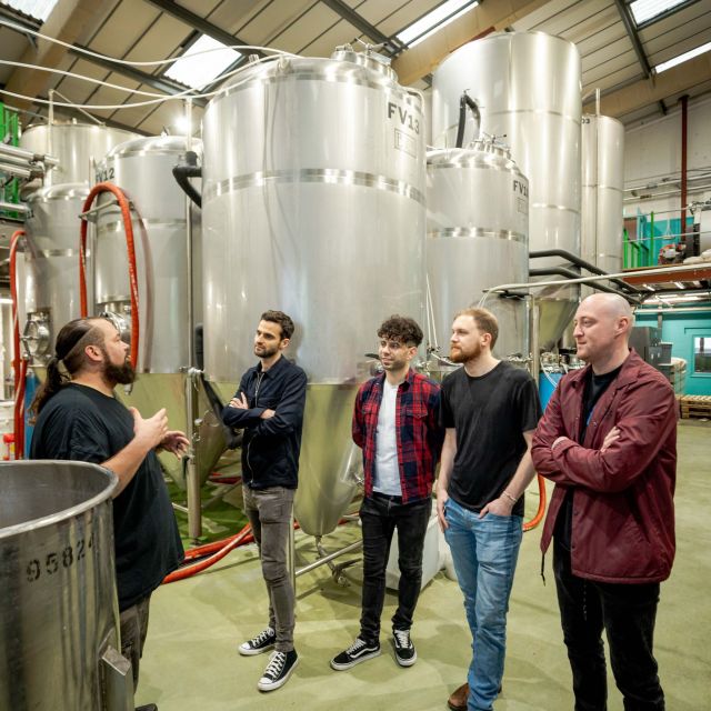 London: Craft Brewery Tour with Tasting of 4 Beers - Should you book the Five Points Brewery tour?