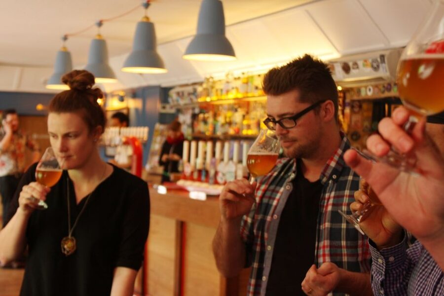 London: Secret Beer Tour - Starting Beside the Thames at Shad Thames