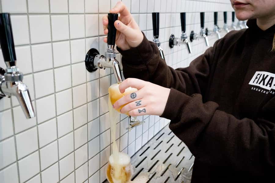 Melbourne Beer Tour – Hidden Bars & Local Brews - Tristan’s friendly style matters