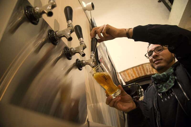 Mexico City Tasting Tour and Craft Beer Experience - The Spanish-only format