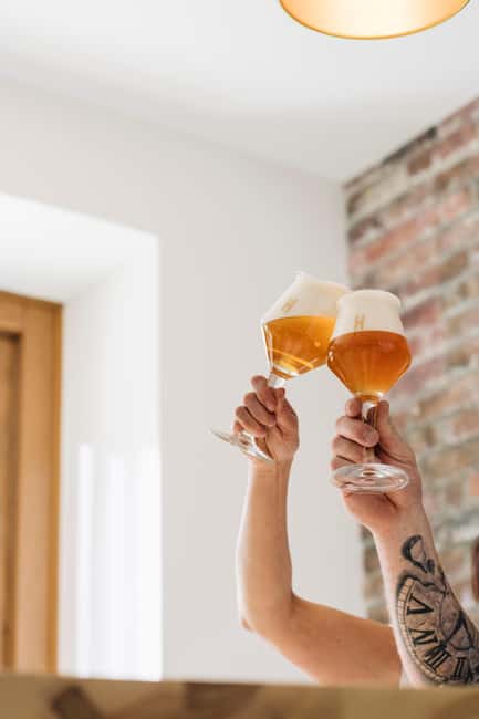 Munich: Brewery experience with beer & regional food - Bavarian tapas and the Brizza