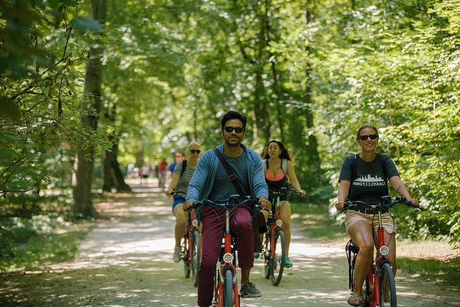 Munich City Bike Tour + Beer Garden Lunch Stop - Pace, group size, and riding comfort
