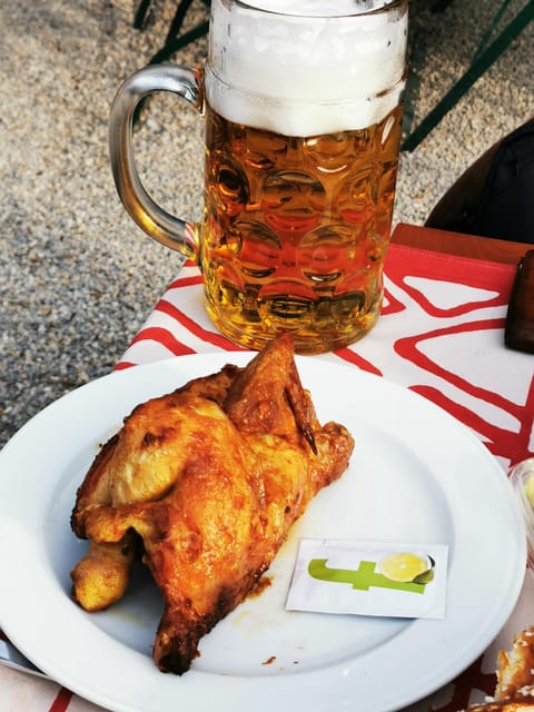 Munich: Mini Classic Bike Tour with Beer Garden Stop at 4 PM - Watching the Eisbach surfers
