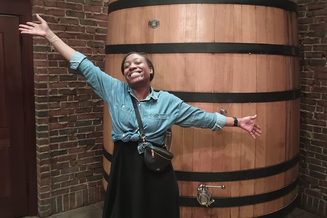 NON BUS MOVIE STARS Traverse City Brewery And Distillery Tour - Booking, cancellation, and practical planning