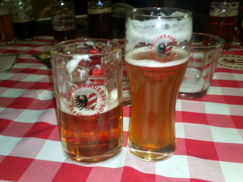 Nuremberg: Private 1.5-Hour Tour with Beer Tasting - The main market square and Nuremberg’s Christmas tradition