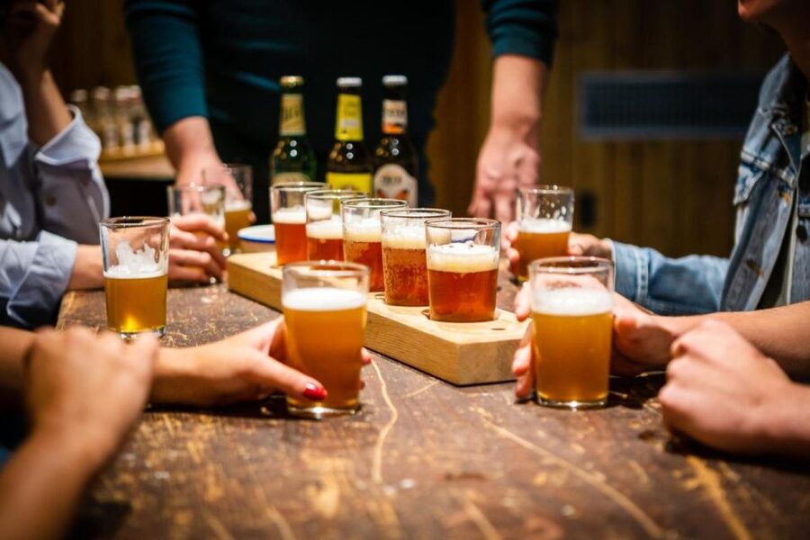 Nuremberg: World War 2 History Tour with Beer Tasting - The guide and group size