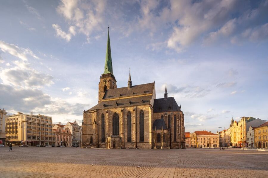 Pilsner brewery tour incl beer tasting & Czech town Pilsen - Who should book this Pilsen day trip?