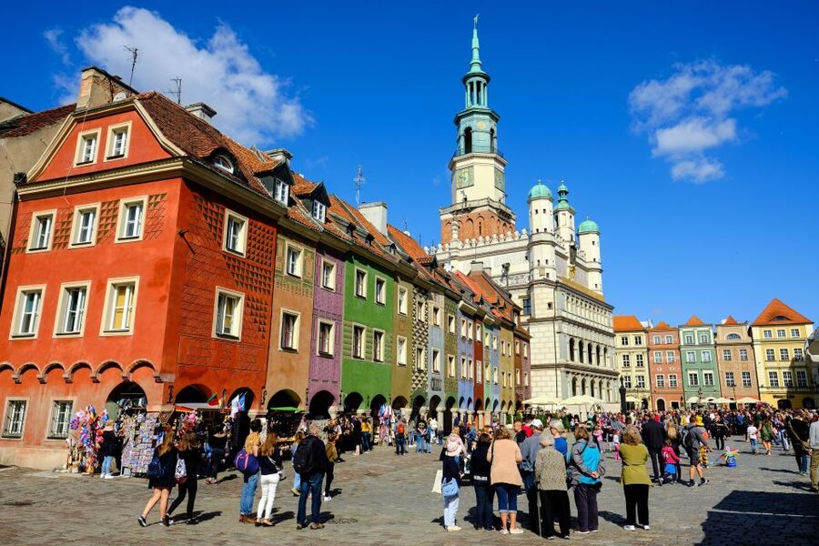 Poznan: City and Brewery Private Walking Tour with Beer - Reading Poznan through the Renaissance Town Hall