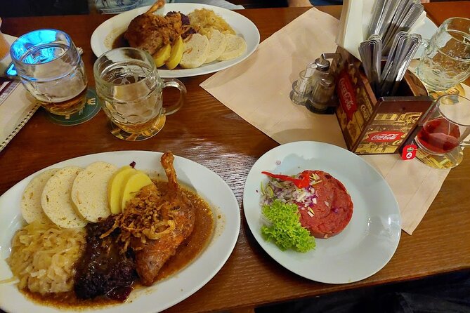 Prague Beer Tasting - 8 types of Czech beer included - Who will enjoy this most