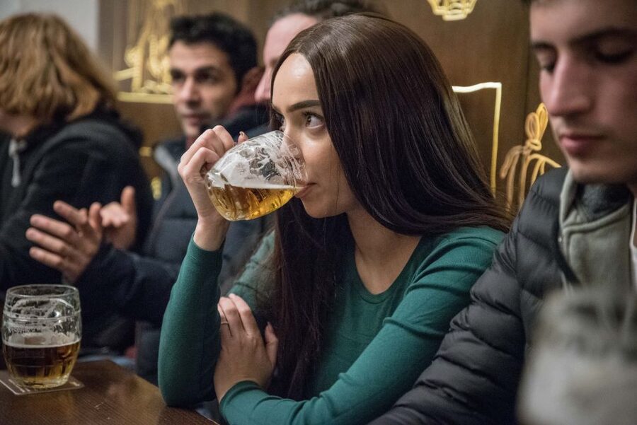 Prague: Castle Side Breweries & Pubs Guided Walking Tour - Exploring Malá Strana after dark