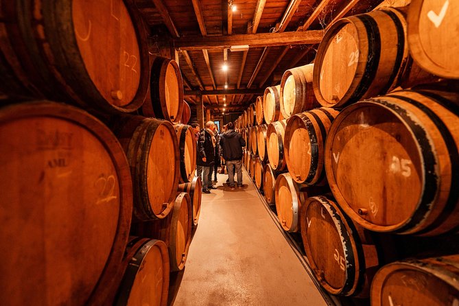Private: Discover Brussels beer & breweries by a young local (incl. chocolate) - The beer and chocolate pairing