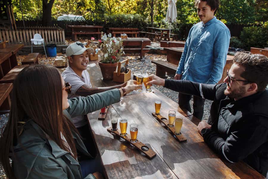 Queenstown: Craft Beer Brewery Tour with Lunch - The van ride and the Queenstown views