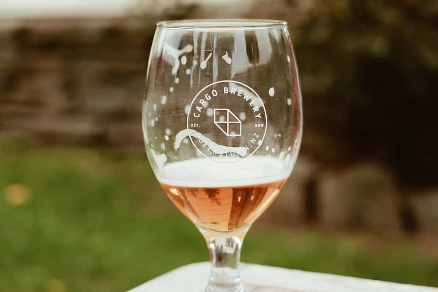 Queenstown: Craft Beer Brewery Tour with Lunch - Lunch is the financial and culinary center of the day