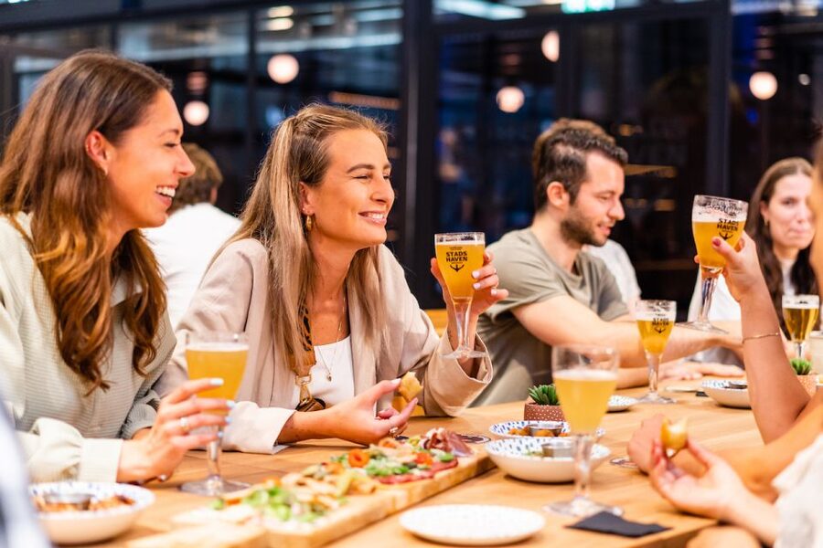 Rotterdam: Stadshaven Brewery Tour with Beer Tastings - What the guides add