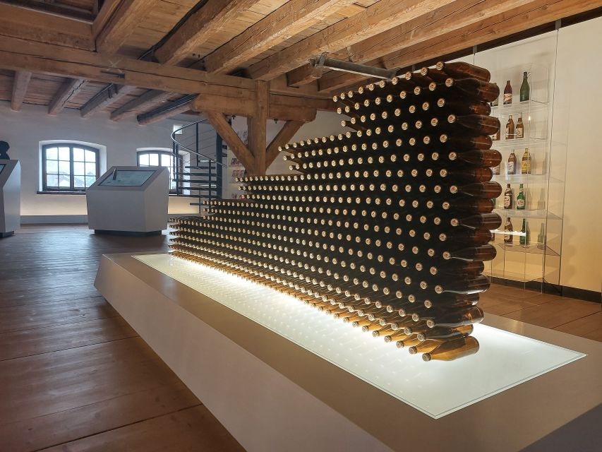 Salzburg: Stiegl Brewery Tour with Beer Tasting - Three tastings, with room to compare