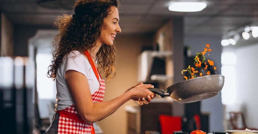 Santorini: Cooking Class with a Chef at the Ftelos Brewery - Key points to know before booking