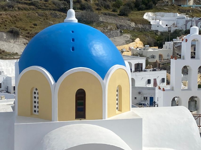 Santorini in a Glass: 2 Wineries & Brewery - The first winery: one hour of wine and explanation