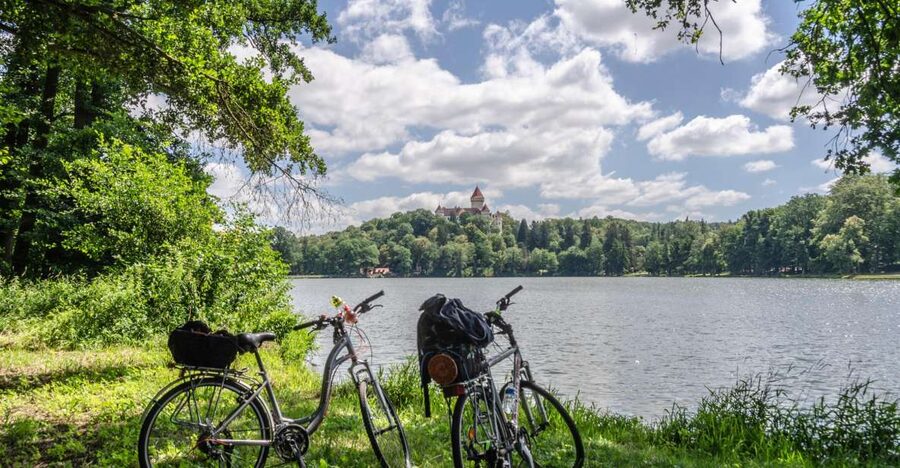 Self-Guided Bike Tour to Unetice Brewery - Arriving at Únětice Brewery