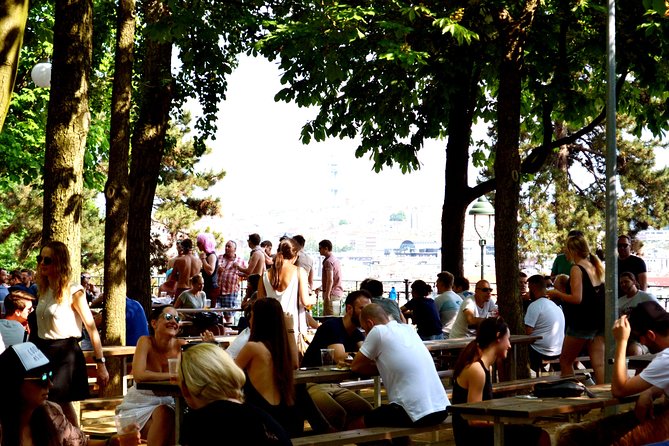 Sunny Beer garden tour - From Palladium to Letná in one short tram ride