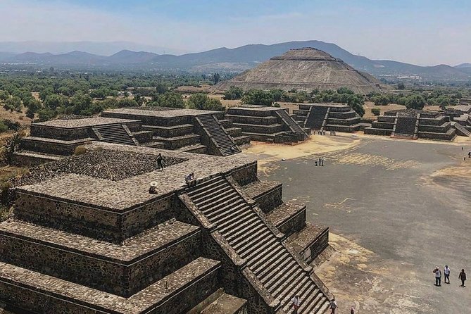 Sunrise at Teotihuacan: Balloon, Food & Beer - Walking through the Teotihuacan Archaeological Zone
