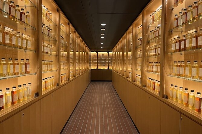 Suntory Whisky and Beer Tasting Walking Tour in Kyoto - The English assistant and small-group format
