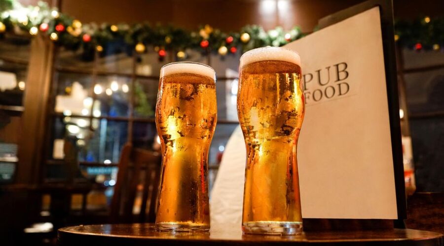 Swedish Beer Tasting Tour in Stockholm Old Town Pubs - The four-hour route: eight beers, three venues, and dinner