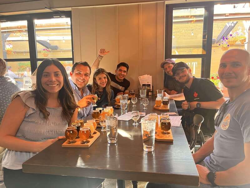 Vancouver: Street Art & Craft Beer Walking Tour with Tasting - How the guides shape the experience