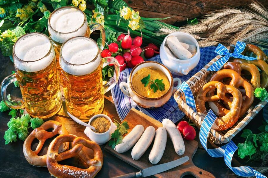 Vienna: Private Austrian Beer Tasting Tour in the Old Town - The three-hour plan: six beers with Austrian appetizers