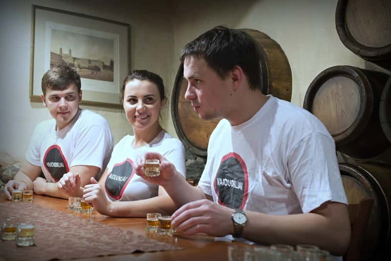 Vilnius: Private Beer Tour & Tasting - Timing, languages, and practical planning
