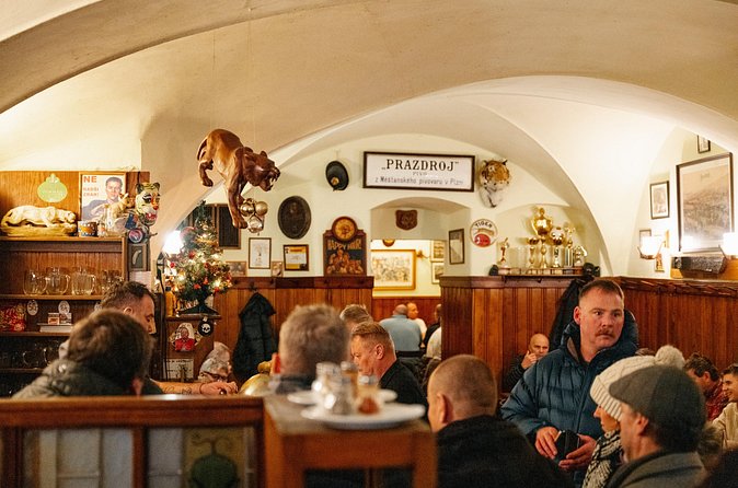 Where Czechs Drink Beer: A Short Tour and Beer Experience - What the guides add to the evening