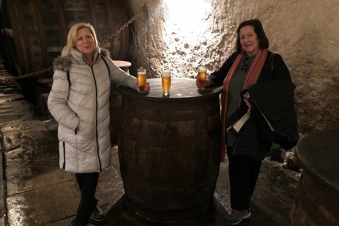 WINE, FOOD & BEER TOUR from Prague to PILSEN - What the guide adds to the day