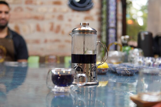 World Teas and Turkish Tea Brewing & Tasting Workshop in Istanbul - Arriving at Hacımimi in Beyoğlu