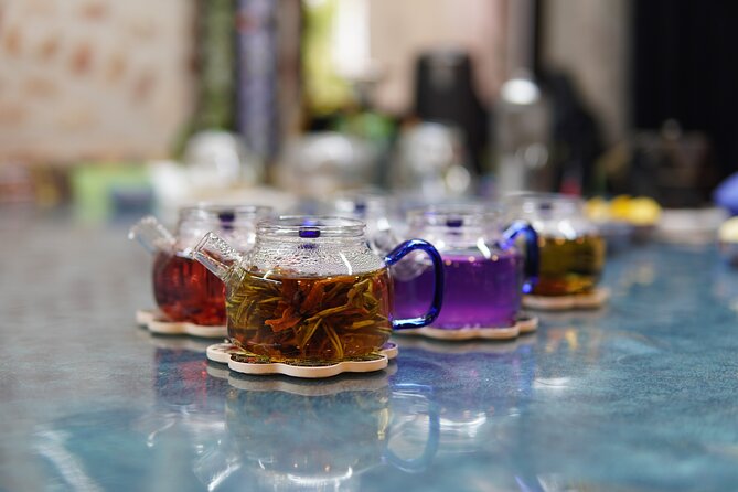 World Teas and Turkish Tea Brewing & Tasting Workshop in Istanbul - Turkish delight, local treats, and a peaceful pause