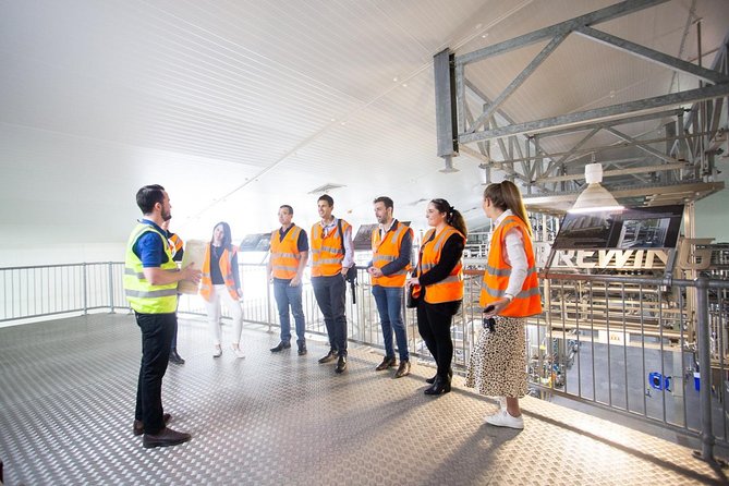 XXXX Brewery Tour - From brewing equipment to the final pour